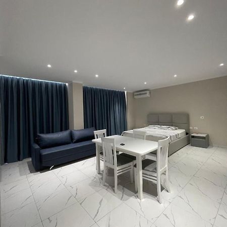 Modern Beachfront Apartments Sarandë Exteriér fotografie