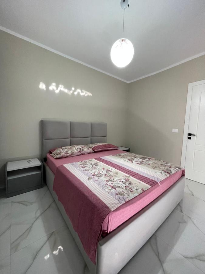 Modern Beachfront Apartments Sarandë Exteriér fotografie