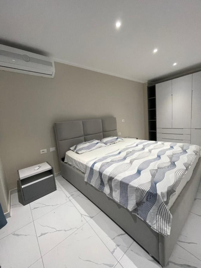 Modern Beachfront Apartments Sarandë Exteriér fotografie