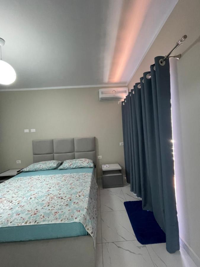 Modern Beachfront Apartments Sarandë Exteriér fotografie