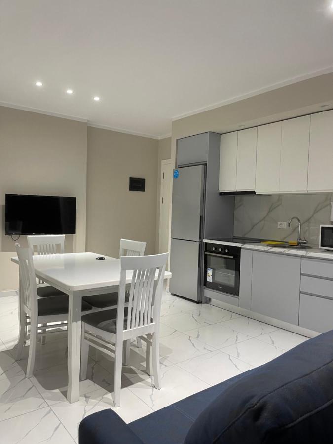 Modern Beachfront Apartments Sarandë Exteriér fotografie