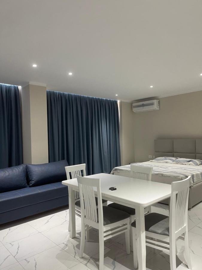 Modern Beachfront Apartments Sarandë Exteriér fotografie